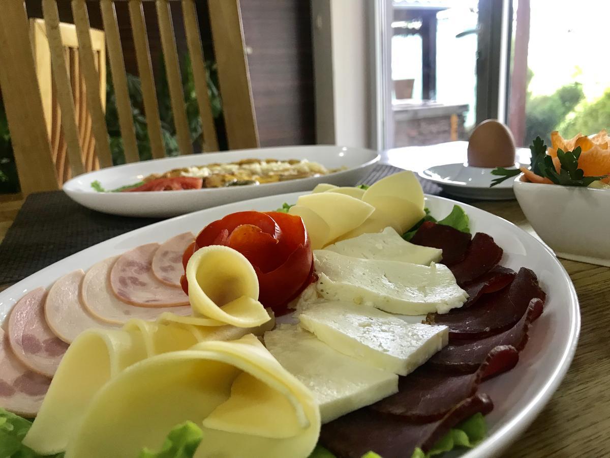 موتيل Hadžići موتيل آس المظهر الخارجي الصورة